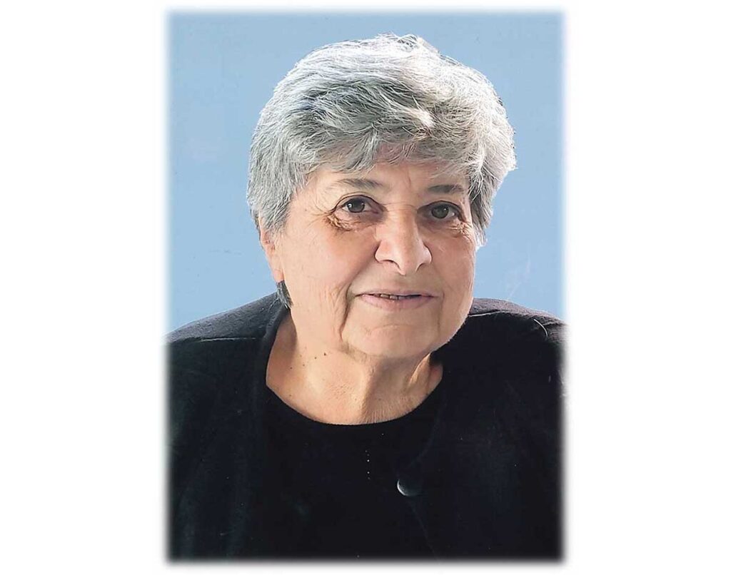 Κηδεία Ελένης Ζιντζόβα στα Τρίκαλα