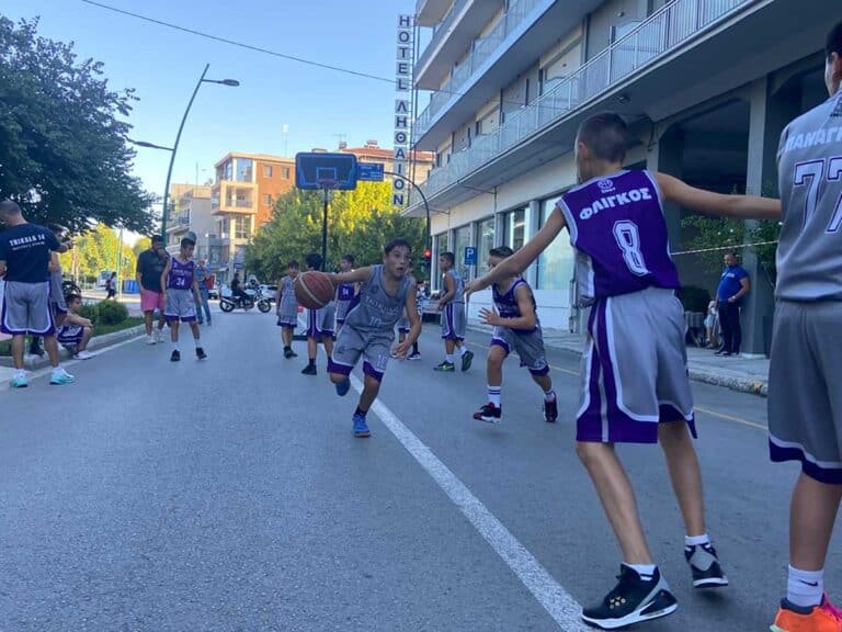 Παιχνίδι και ζωή στα Τρίκαλα χωρίς αυτοκίνητο