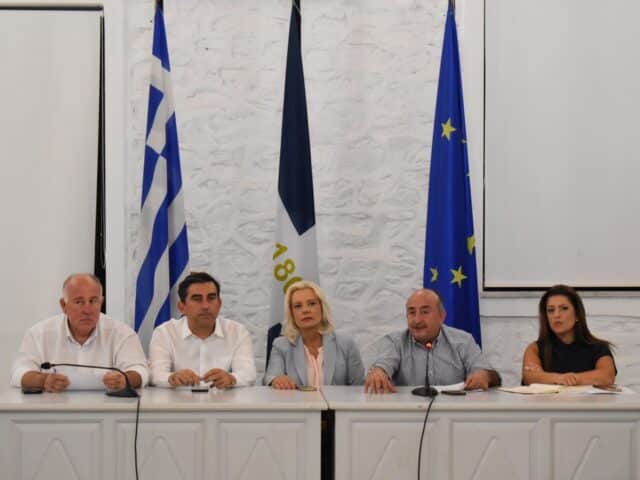 Η ΠΕΔ Θεσσαλίας στο πλευρό των Βορείων Σποράδων – Στήριξη για ακτοπλοϊκή σύνδεση