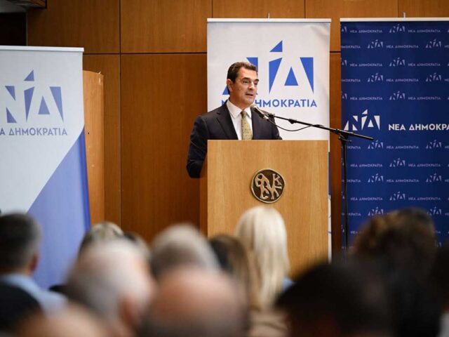 Σκρέκας: «Στήριξη σε οικογένεια και μεσαία τάξη – δεν μας ανησυχεί ο Τσίπρας»