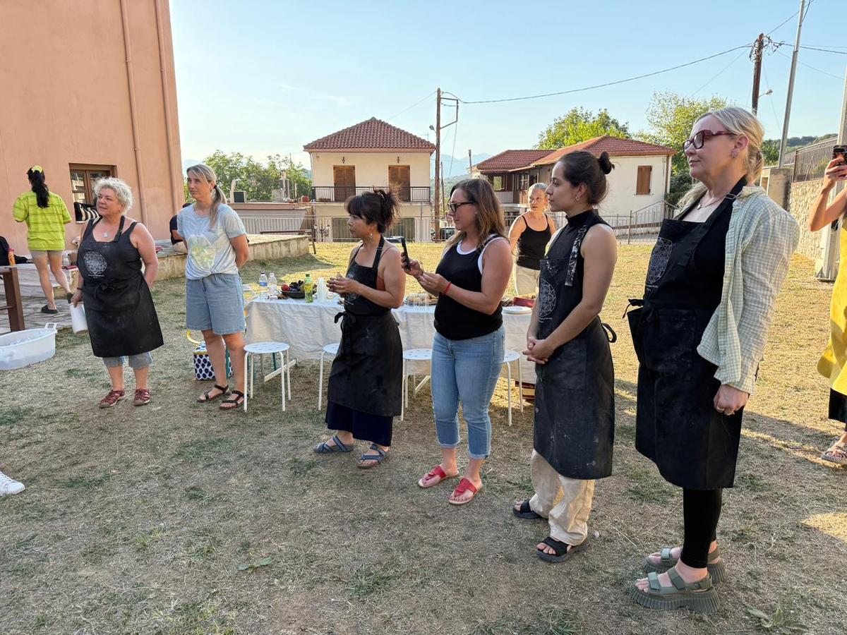 Με επιτυχία το ανοιχτό event Κεραμικής στο Καστράκι – Τεχνικές Raku με διεθνείς καλλιτέχνες