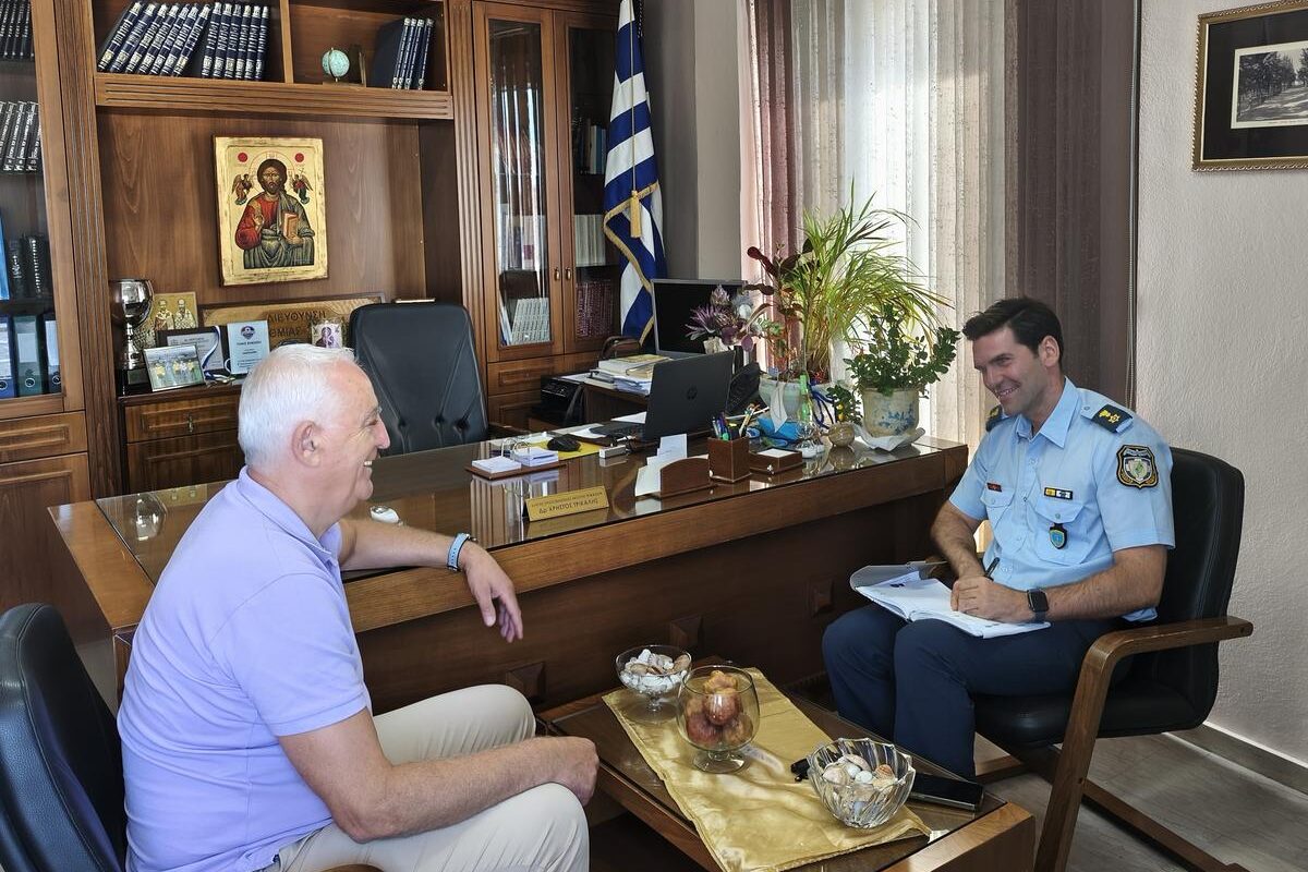 Τροχαία Τρικάλων και Πρωτοβάθμια Εκπαίδευση ενισχύουν τη συνεργασία για την οδική ασφάλεια