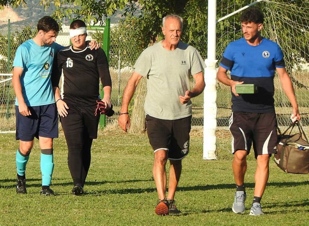 Ράμματα στο νοσοκομείο για Πάτα και Μπαούτη μετά από σύγκρουση στο φιλικό Δήμητρα–Μετέωρα