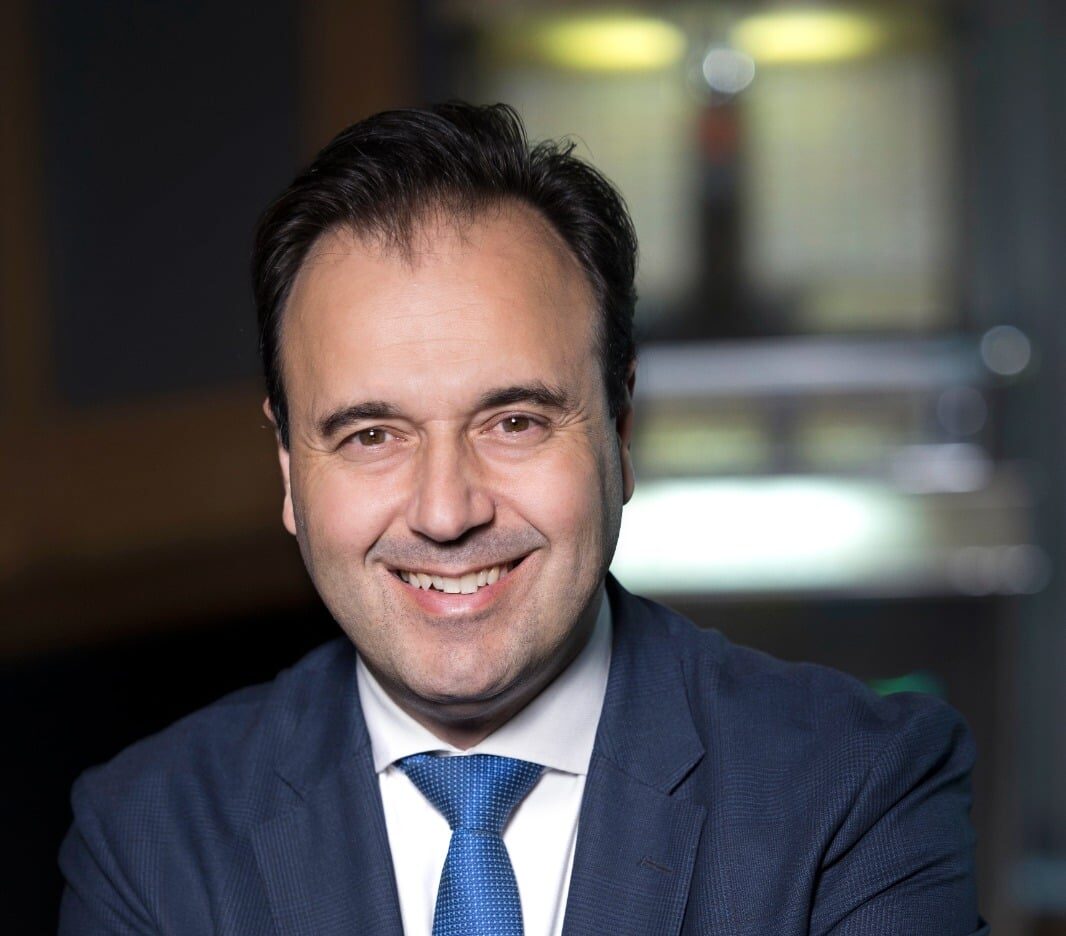 Αυτόματος Προσωπικός Αριθμός και ταξίδια μόνο με νέα ταυτότητα