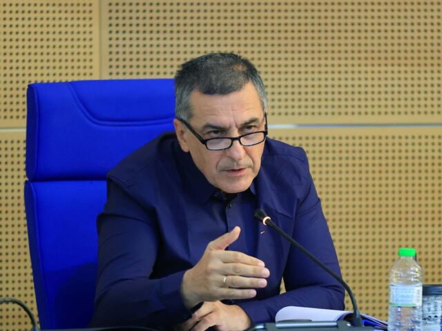 Περιφέρεια Θεσσαλίας: Χρηματοδότηση 120.000€ στο εργαστήριο ελέγχου υλικών στον Βόλο