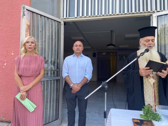 Ευχές του Σακκά για γόνιμη σχολική χρονιά στους αγιασμούς