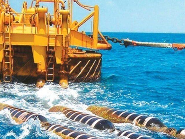 Κύπρος – Διασύνδεση με σκιές: Πεθερός Γεραπετρίτη εμπλέκεται σε εταιρεία «Euroasia»