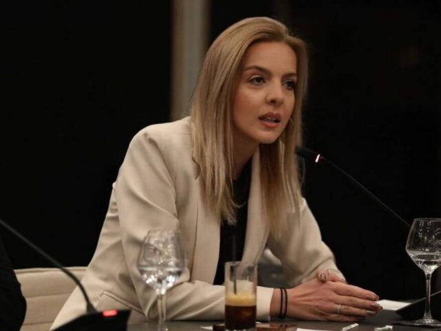 Απάντηση Σεμερτζίδου για φερόμενη δέσμευση περιουσίας