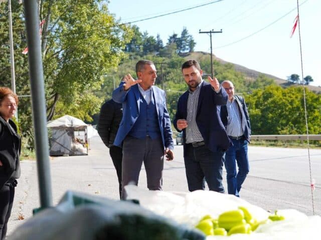 Η “ανάπλαση” της πλαζ Αλέκος: παρεμβάσεις σε παρθένο τοπίο για χάρη προβολής;