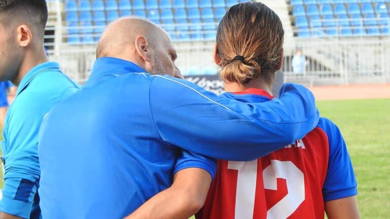 Νεμπεγλέρας «Πρέπει να τελειώνουμε τις ευκαιρίες»