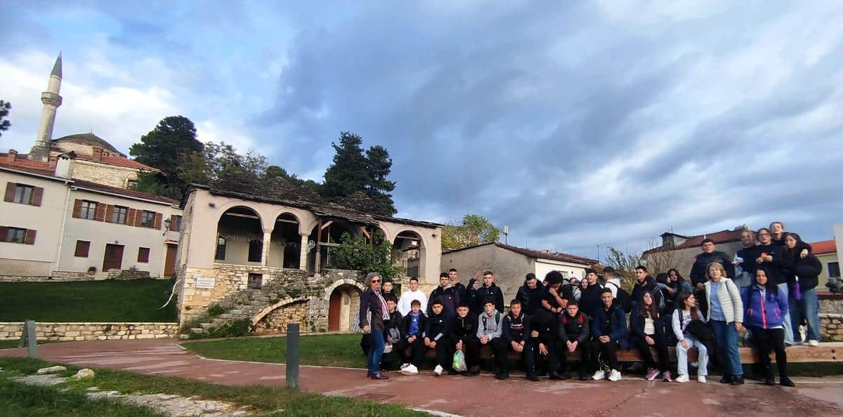Γυάλινα Γιάννενα και Μαλαματένια: Το 9ο Γυμνάσιο ταξίδεψε στην Ιστορία