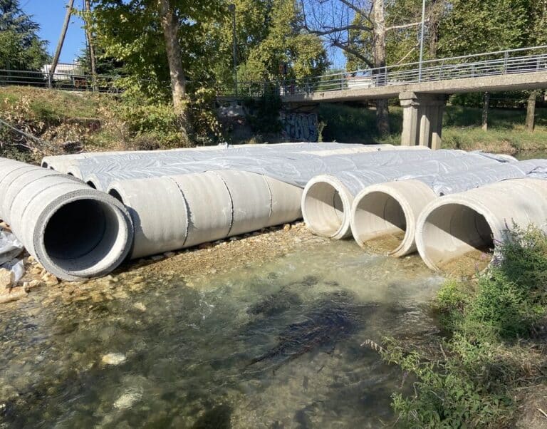 Κλείνει ξανά η πεζογέφυρα του Αγίου Κωνσταντίνου στα Τρίκαλα