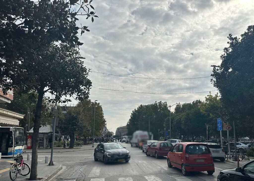 Κυκλοφοριακό χάος στα Τρίκαλα από πορείες και έργα