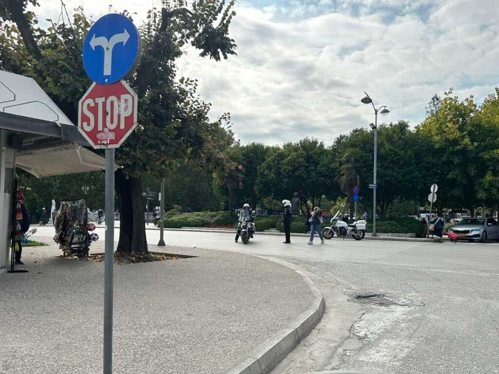 Κυκλοφοριακό χάος στα Τρίκαλα από πορείες και έργα
