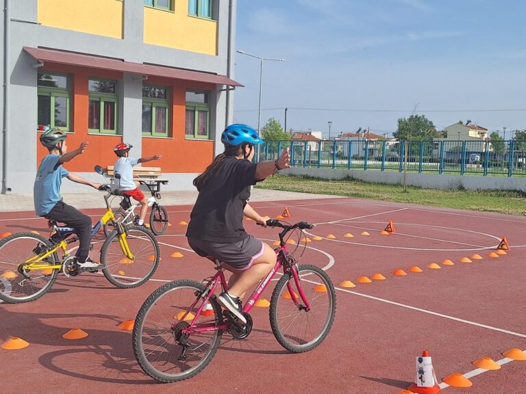 Ξεκινά το “Ποδηλατώντας ΑΣΦΑΛΩΣ” σε 110 σχολεία της Θεσσαλίας