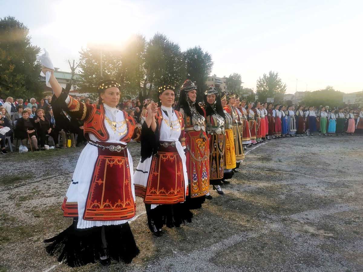 Η Καραγκούνικη παράδοση ζωντάνεψε στα Τρίκαλα