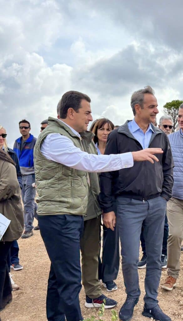 Σκρέκας με Μητσοτάκη: Ένα εκατομμύριο δέντρα στη Νέα Πεντέλη