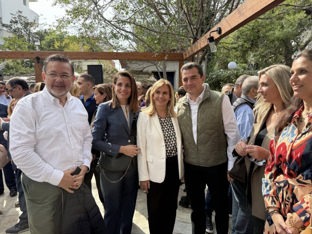 Σκρέκας με Μητσοτάκη: Ένα εκατομμύριο δέντρα στη Νέα Πεντέλη