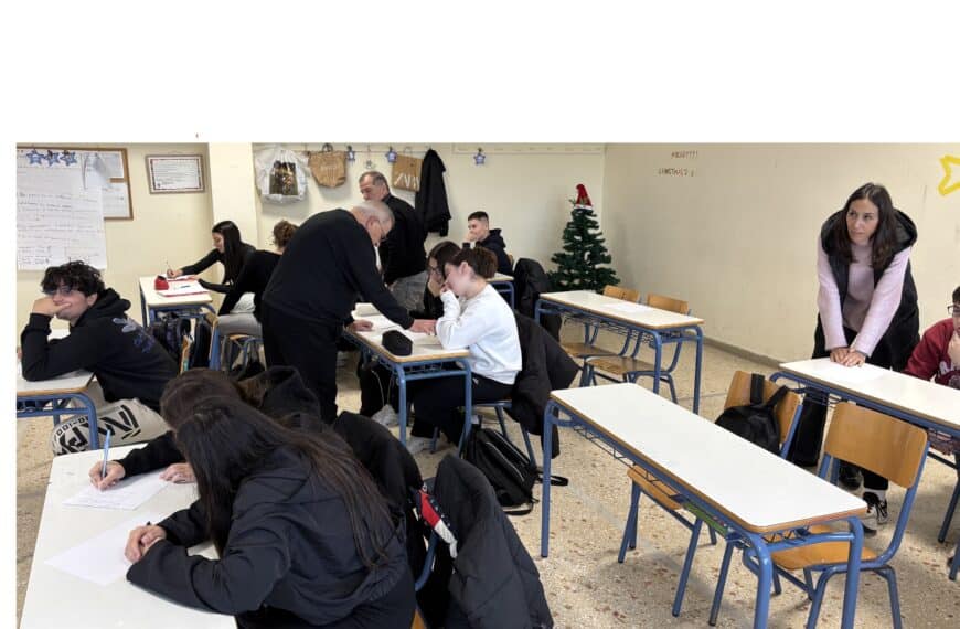 5ο Γυμνάσιο Τρικάλων: Δημιουργική γραφή με τον Γιώργο Πολυμενάκο