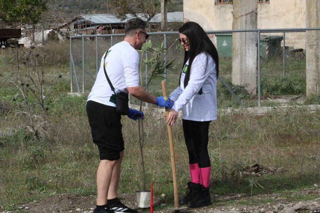 Τρίκαλα: Φυτεύτηκαν 70 νέα δέντρα στη Μεγάρχη