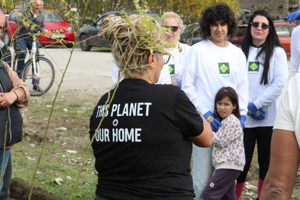 Τρίκαλα: Φυτεύτηκαν 70 νέα δέντρα στη Μεγάρχη
