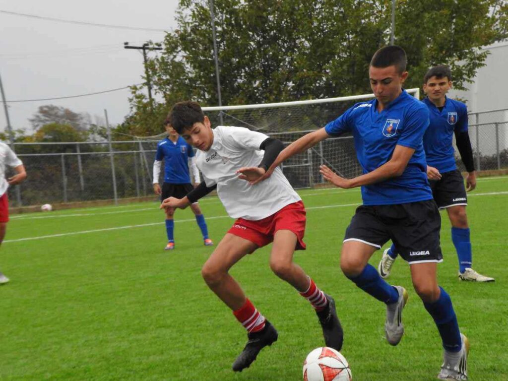 Στιγμιότυπα από τον αγώνα της Κ14 ΕΠΣ Τρικάλων με την ΕΠΣ Πιερίας για το πρωτάθλημα Μικτών Ομάδων.