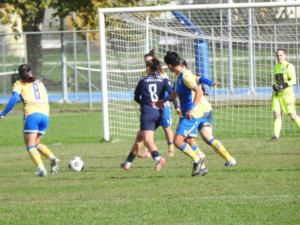 Τρίκαλα 2011: Έλαμψε ο Αστέρας Τρίπολης και το… αστεράκι της 13χρονης Κατερίνας Πολυμέρου