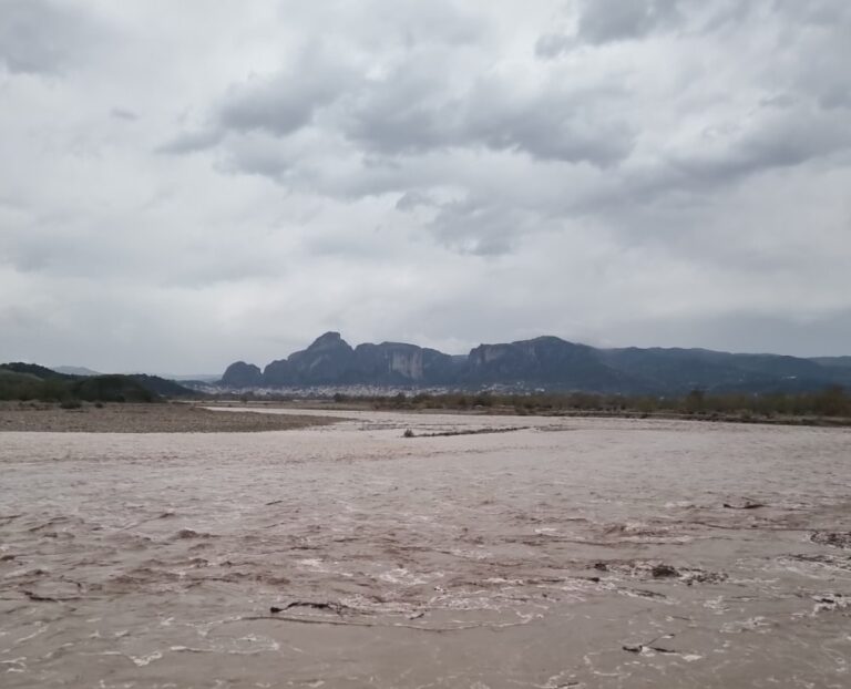 Πλημμύρες στον Δήμο Μετεώρων: Αποκομμένα χωριά και διακοπές κυκλοφορίας