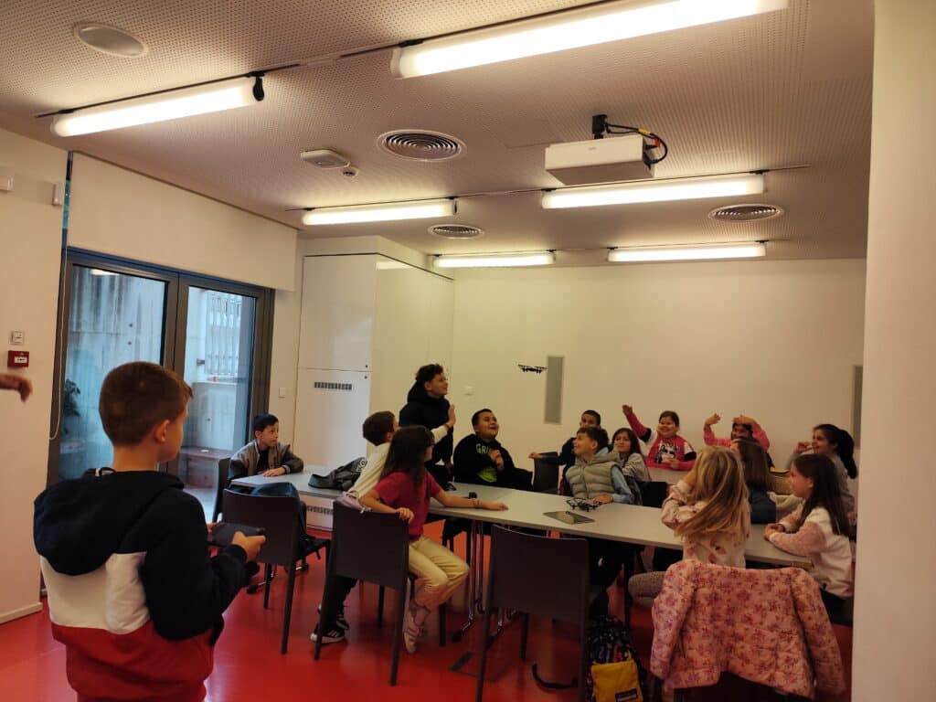 Το 10ο Δημοτικό Σχολείο Τρικάλων στη Βιβλιοθήκη Καλαμπάκας