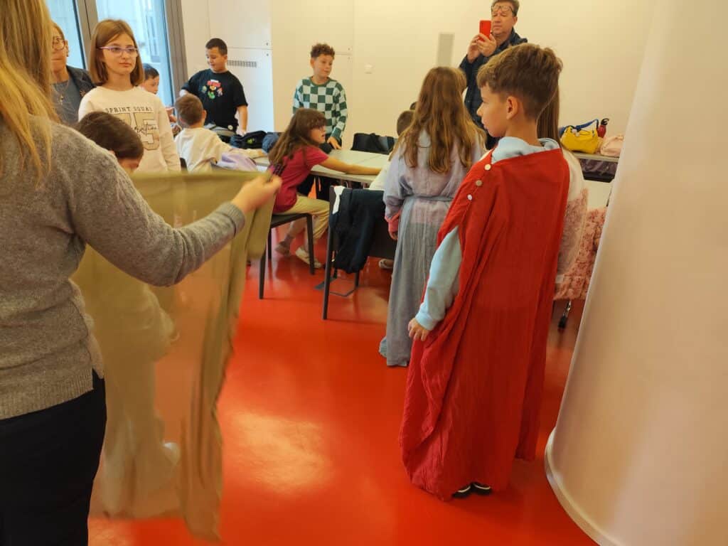 Το 10ο Δημοτικό Σχολείο Τρικάλων στη Βιβλιοθήκη Καλαμπάκας