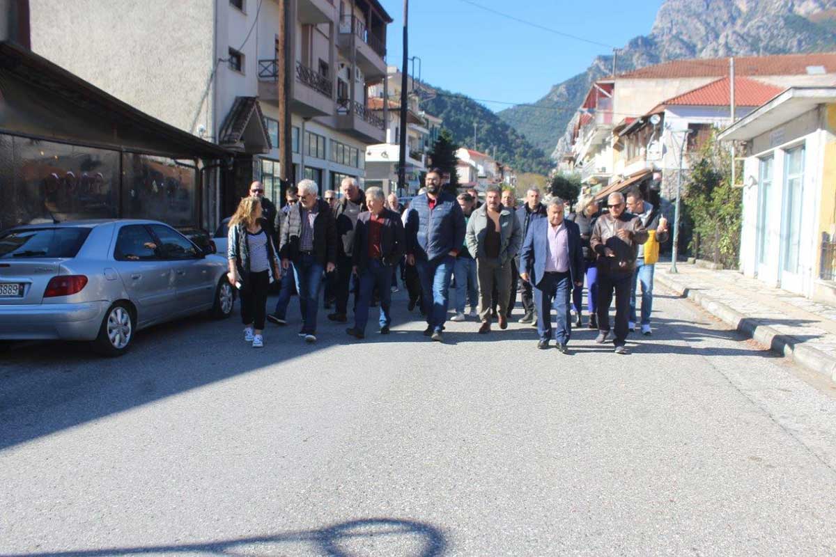 Έντονη διαμαρτυρία στην Πύλη για το κλείσιμο των ΕΛΤΑ