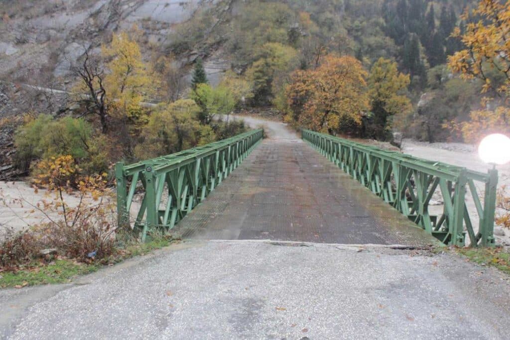 Κατολισθήσεις σε Γαρδίκι και Αθαμανία: Προβλήματα στον δρόμο Δέσης–Γαρδικίου