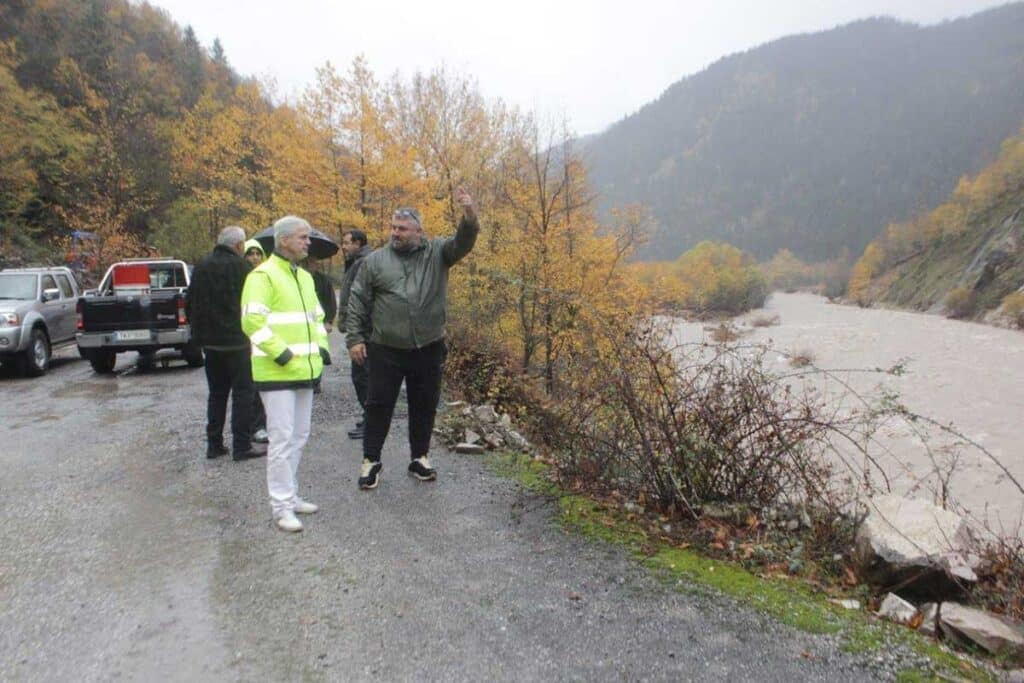 Κατολισθήσεις σε Γαρδίκι και Αθαμανία: Προβλήματα στον δρόμο Δέσης–Γαρδικίου
