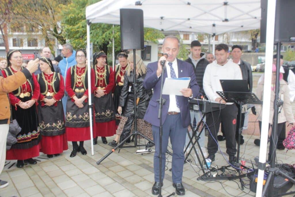 Η Ολυμπιακή Φλόγα Milano–Cortina 2026 πέρασε από την Πύλη