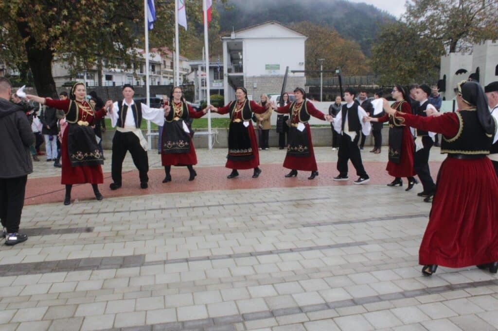 Η Ολυμπιακή Φλόγα Milano–Cortina 2026 πέρασε από την Πύλη