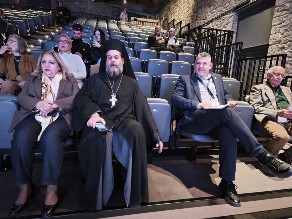 Αίθουσα προβολών στο κτήριο Παπαστεριάδη στα Τρίκαλα με θεματική για τα ποτάμια οικοσυστήματα