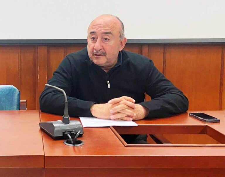 Τελεσίγραφο Σακκά στους εργολάβους: Τελειώνετε ως τις 17 Νοεμβρίου