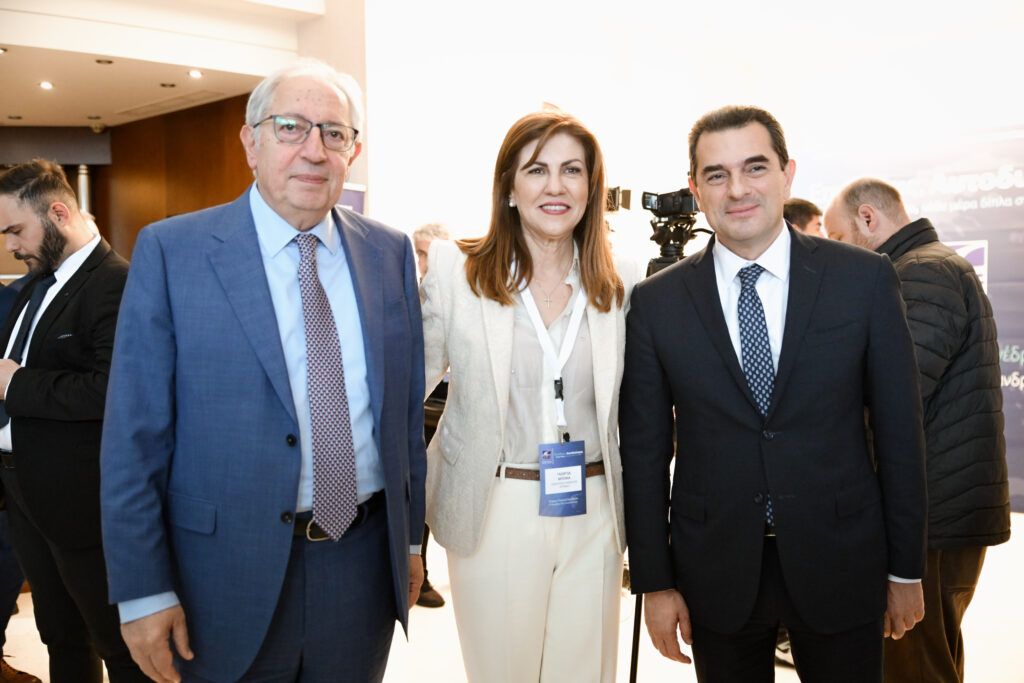 Κώστας Σκρέκας στο Συνέδριο της ΚΕΔΕ: Κυβέρνηση και Αυτοδιοίκηση αλλάζουν μαζί την Ελλάδα