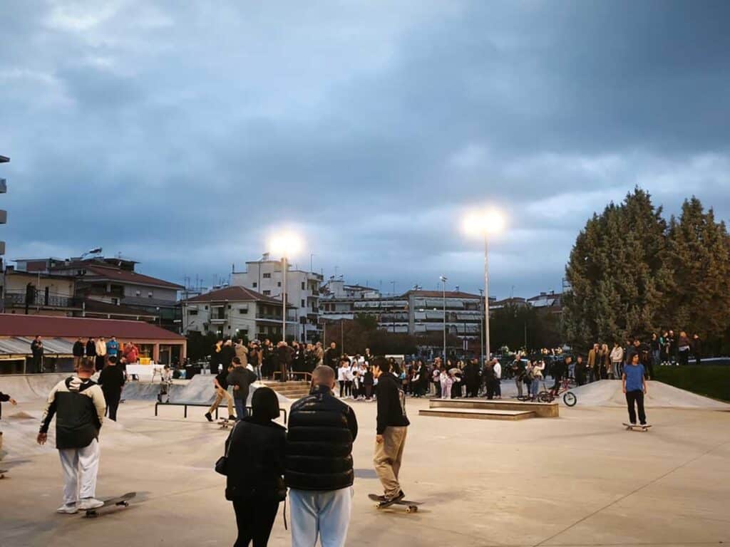 Τρίκαλα: Εγκαινιάστηκε το νέο Skate Park – Χώρος άθλησης και δημιουργίας για τη νεολαία