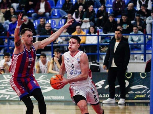 Μπάσκετ: Σάκος του μποξ ο ΑΟΤ – Ήττα 98-65 στους Σοφάδες