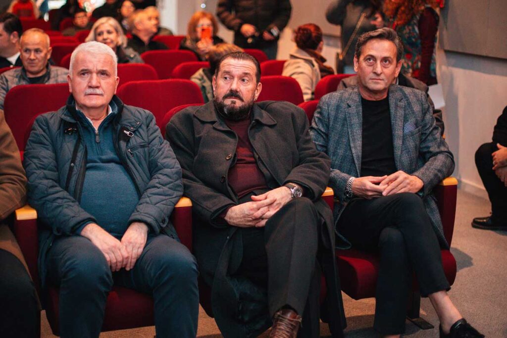 Χριστουγεννιάτικη αστροβραδιά στο «Καφέ της Επιστήμης» στην Καλαμπάκα