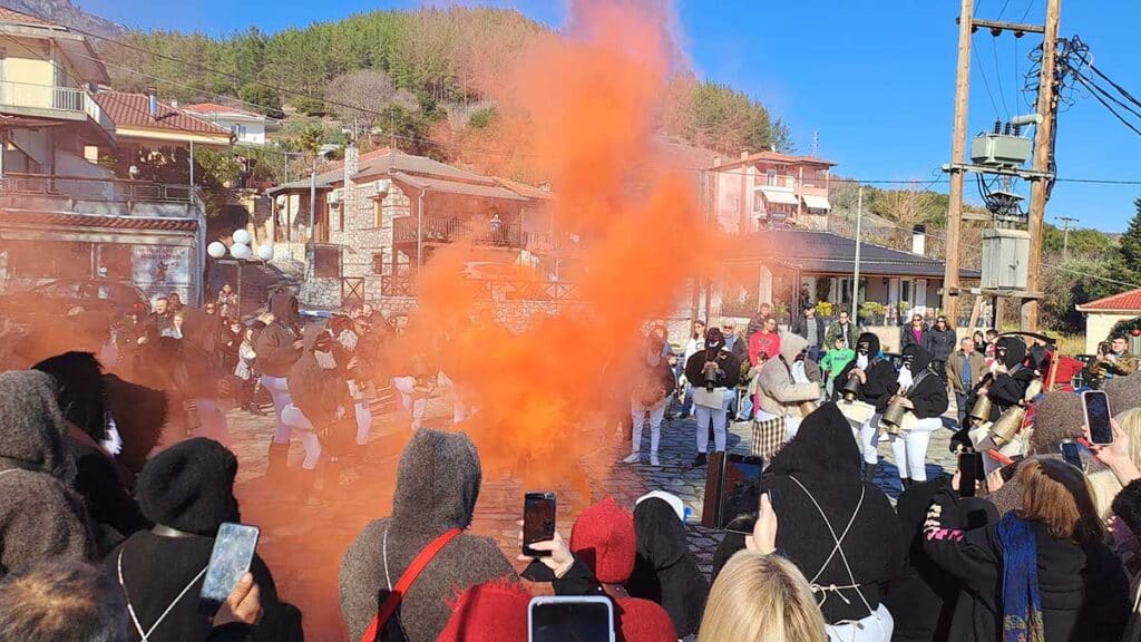 Γοργογύρι Τρικάλων: Αναβίωση του εθίμου «Των Καρκατζαλαίων» την Πρωτοχρονιά 2026