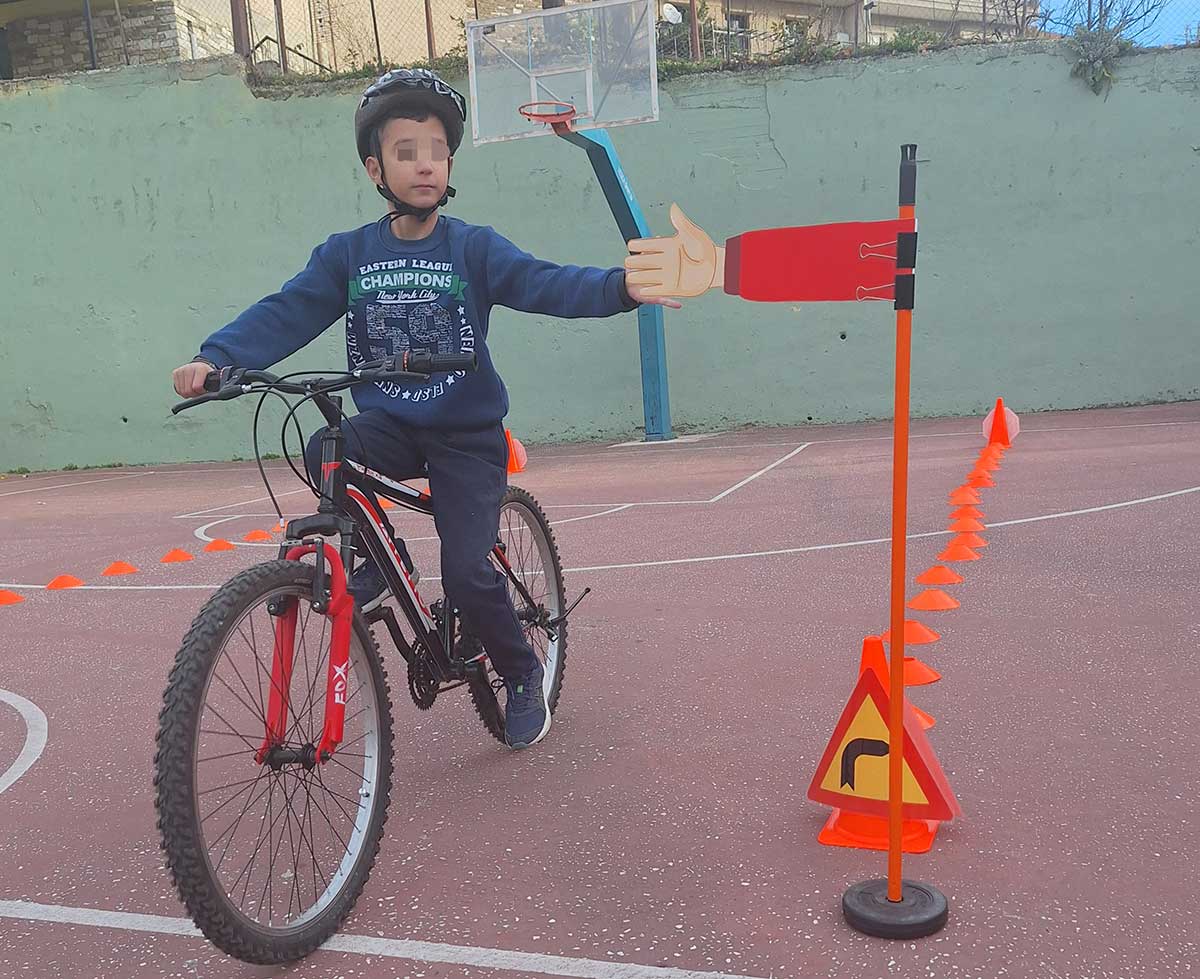 Σε εξέλιξη το πρόγραμμα «Ποδηλατώντας Ασφαλώς με το ΕΣΠΑ» στα σχολεία της Καλαμπάκας