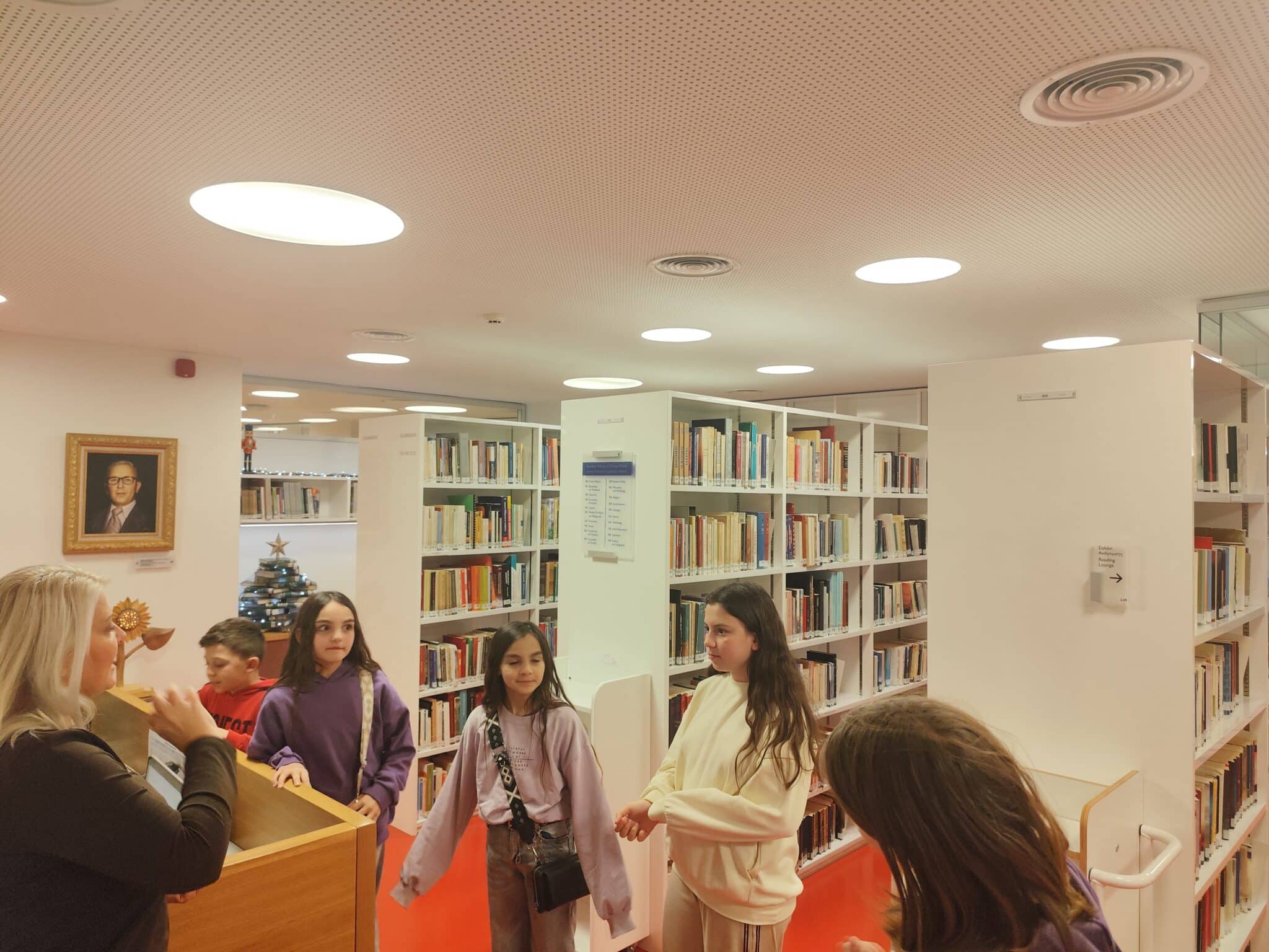 Γρίφοι, δράση και χριστουγεννιάτικη διάθεση στη Βιβλιοθήκη Καλαμπάκας