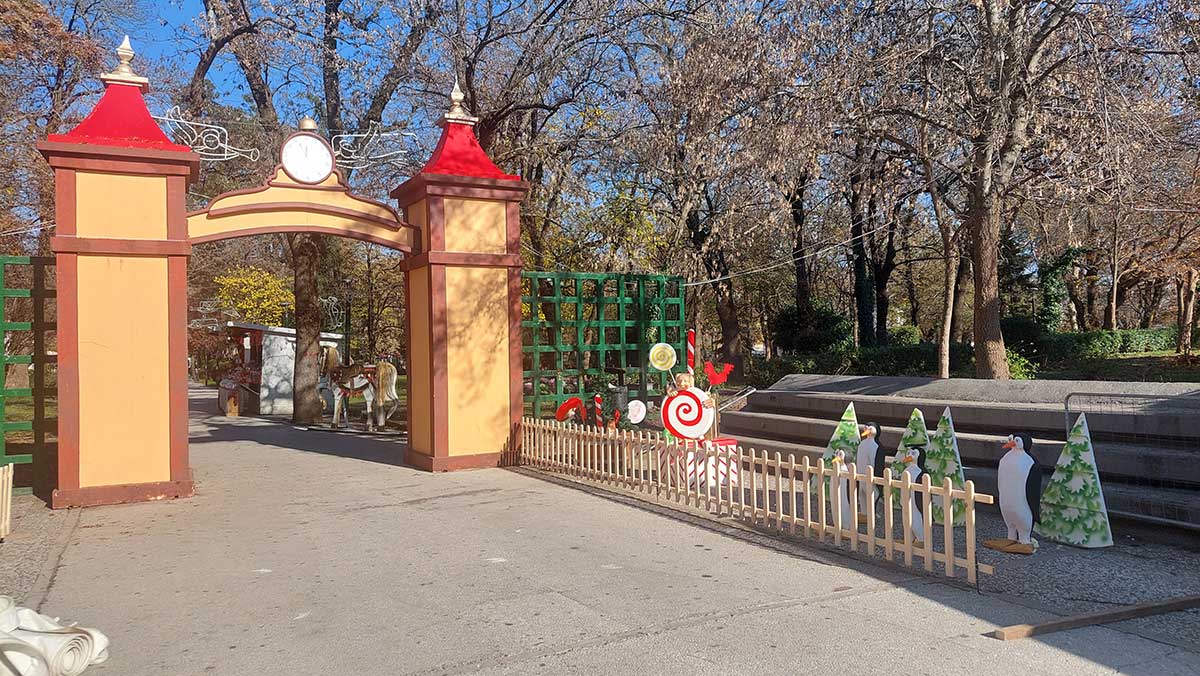 Καρδίτσα: Άνοιξε το «Χωριό των Χριστουγέννων» στο Παυσίλυπο