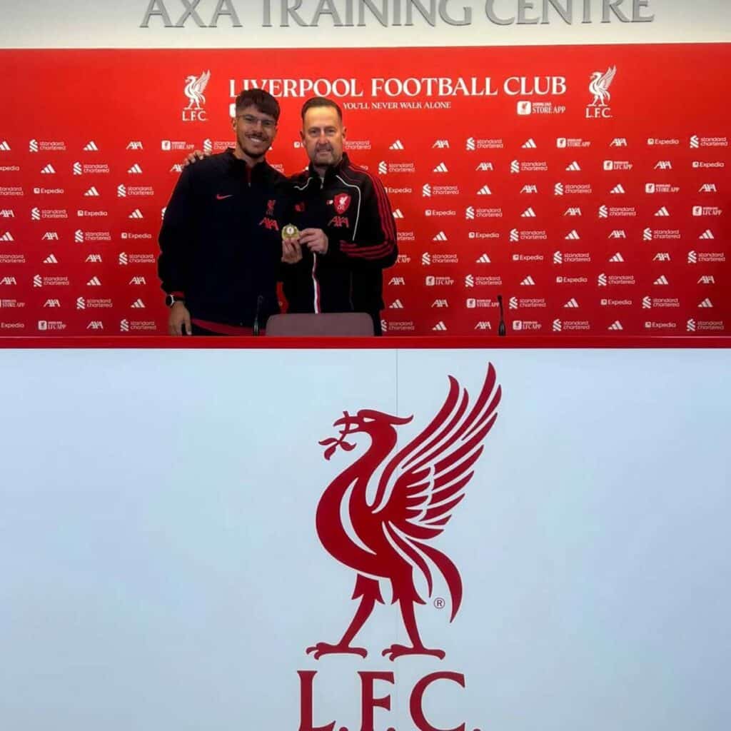 Άρης και Αποστόλης Μπαούσης στο Λίβερπουλ για εκπαιδευτικό σκοπό