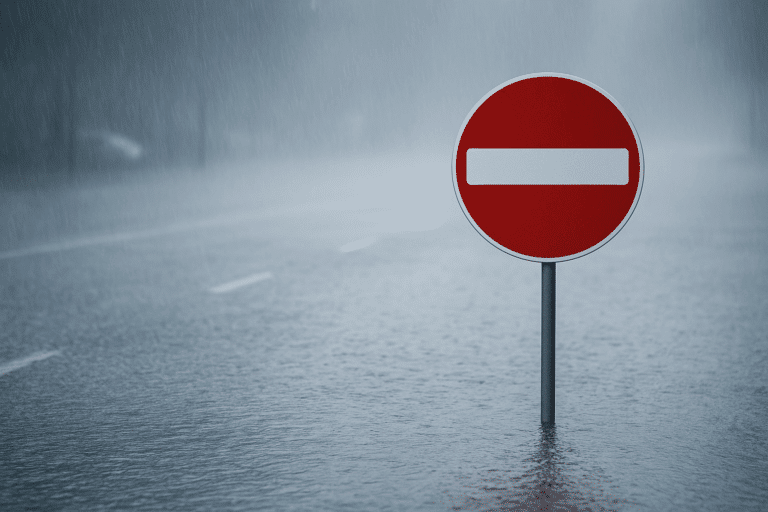 Λάρισα: Απαγορεύσεις κυκλοφορίας σε δύο σημεία λόγω υπερχείλισης