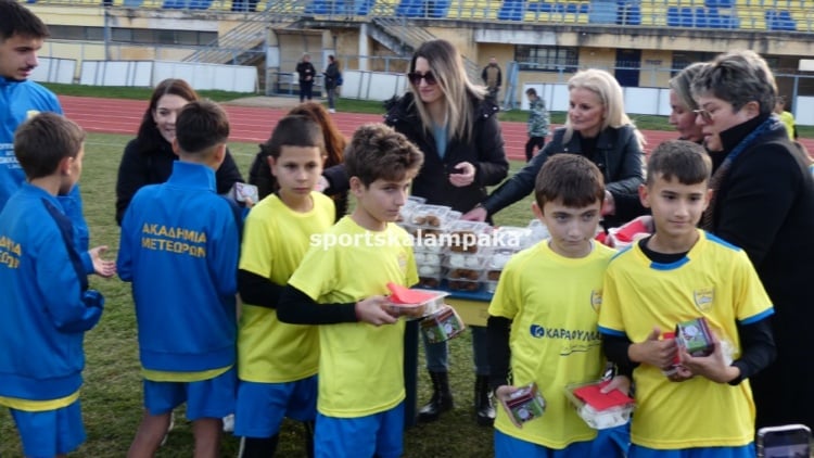 Σε ρυθμούς Χριστουγέννων η ακαδημία Μετεώρων