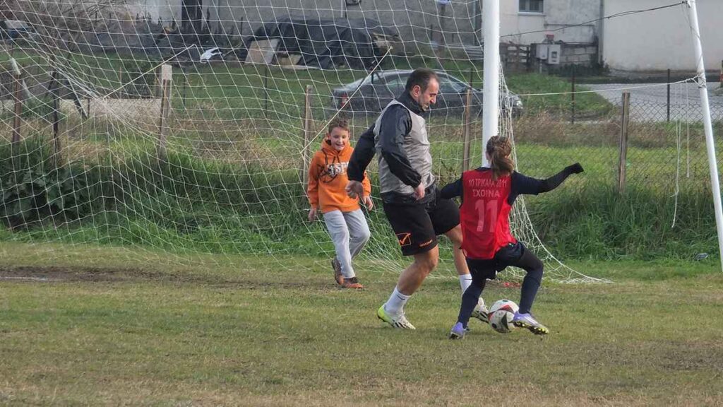 Ηχηρό μήνυμα ανθρωπιάς από τα Τρίκαλα 2011, «Αναλώσιμους» και φίλους