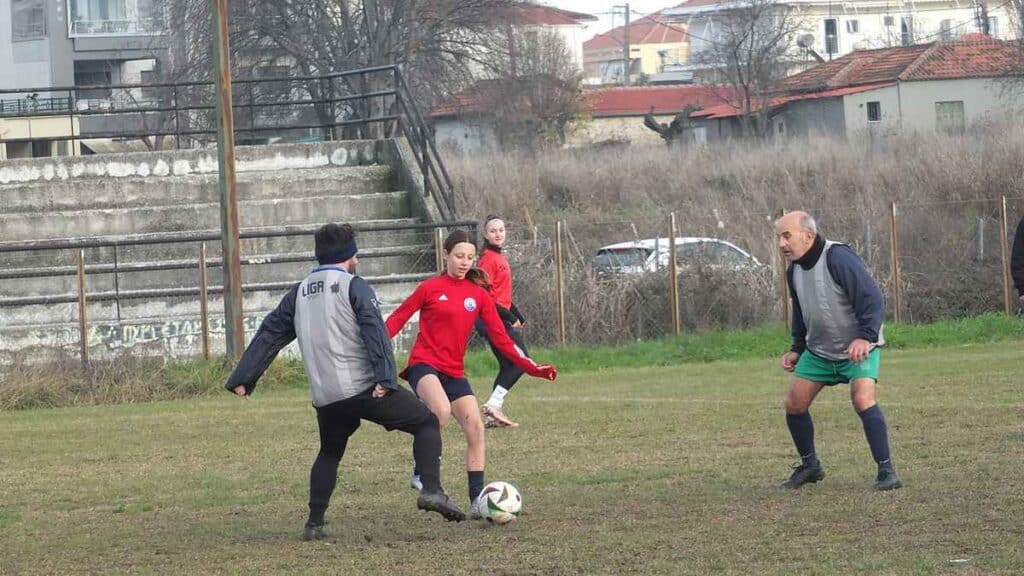 Ηχηρό μήνυμα ανθρωπιάς από τα Τρίκαλα 2011, «Αναλώσιμους» και φίλους